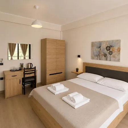 Lungomare Private Aparthotel 3*