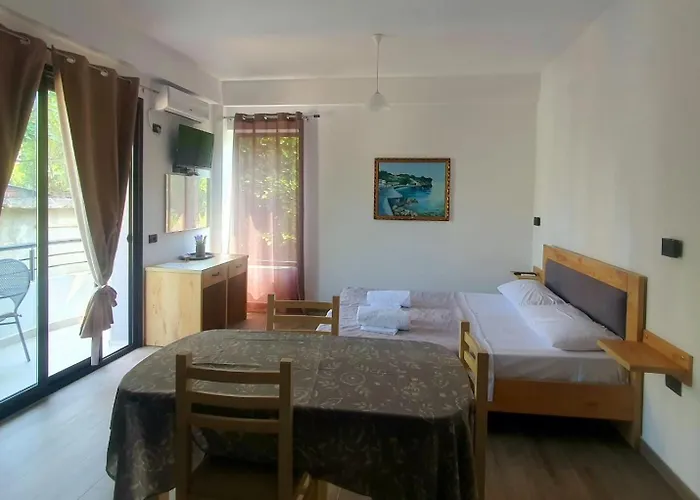 Lungomare Private 3*